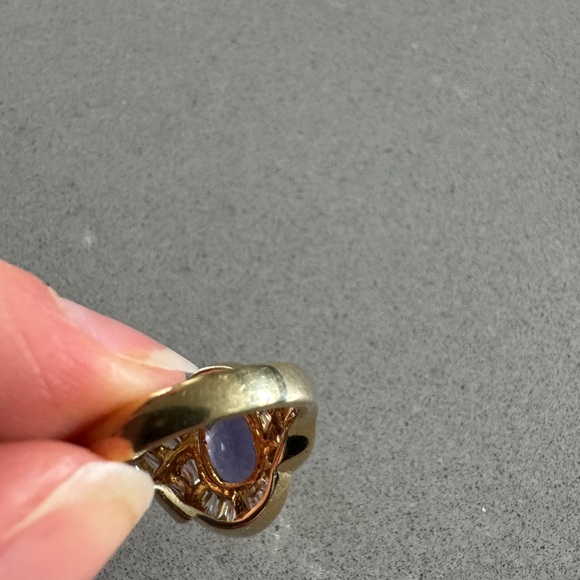 14kt Ladies Diamond and Tanzanite ring - Picture 3 of 6